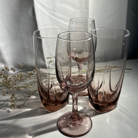 Vintage MCM Libbey Glass Set of 4 • Draped Drinking Glasses & Wine Glasses - Picture 11 of 16